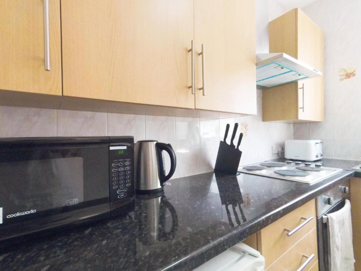 Appartamento Carnation Flat A In Wembley Londra Esterno foto