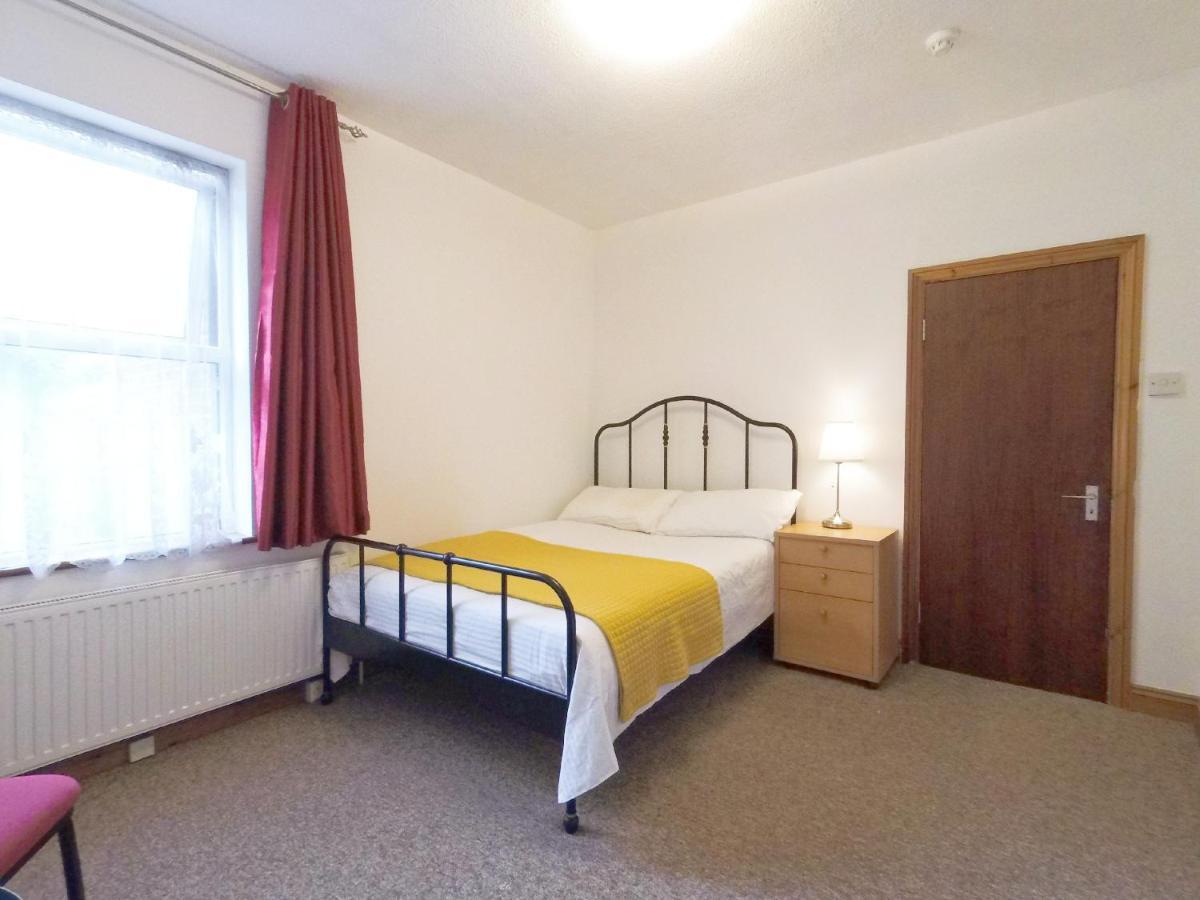 Appartamento Carnation Flat A In Wembley Londra Esterno foto